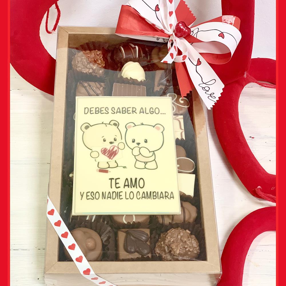 CAJA CON 24 BOMBONES Y CHOCOLATINA DE SAN VALENTIN 